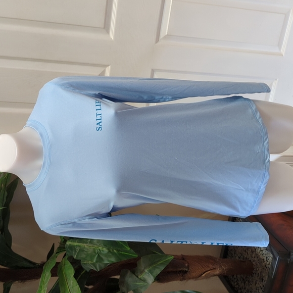Salt Life Tops - 🐢Salt Lift X Women's Long Sleeve Performance Tee Size Small